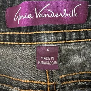 GLORIA VANDERBILT MIDRISE BOOTCUT DENIM JEANS SIZE 6